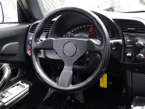 Used 2005 Honda S2000 image 22
