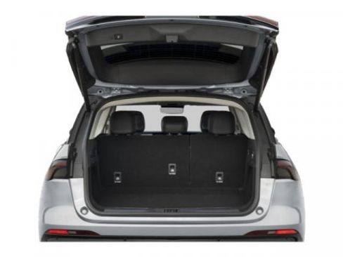 Used 2024 Lincoln Nautilus Premier image 10