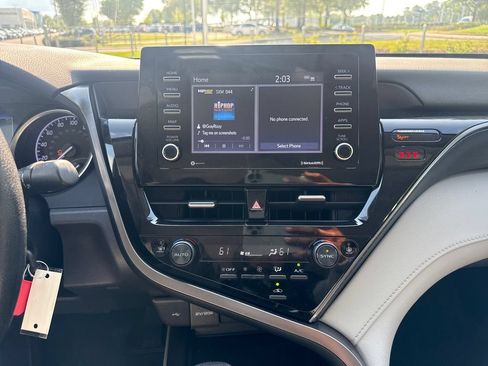 Used 2023 Toyota Camry LE FWD image 18