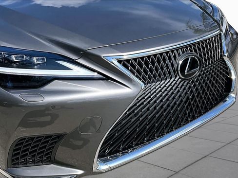 Used 2022 Lexus LS 500 AWD w/ Interior Upgrade Package image 30