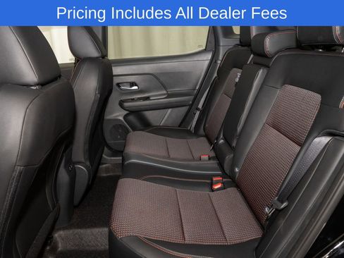 New 2026 Nissan Kicks SR FWD image 9