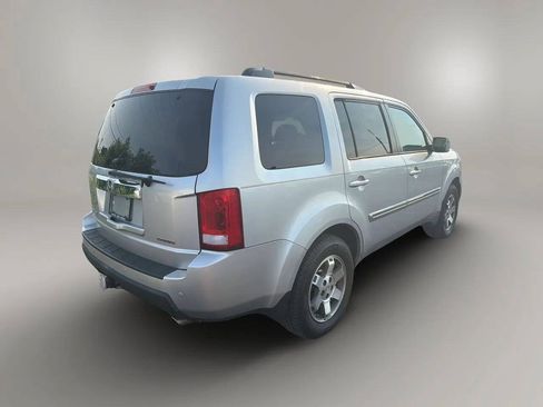 Used 2011 Honda Pilot Touring image 7