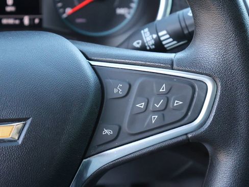 Used 2018 Chevrolet Malibu LT image 30