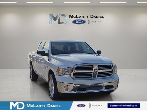 Used 2019 RAM 1500 Big Horn AWD/4WD image 1