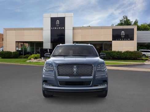New 2024 Lincoln Navigator Reserve image 7