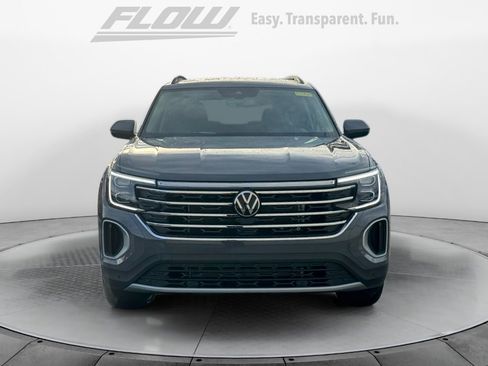 New 2026 Volkswagen Atlas SE image 2