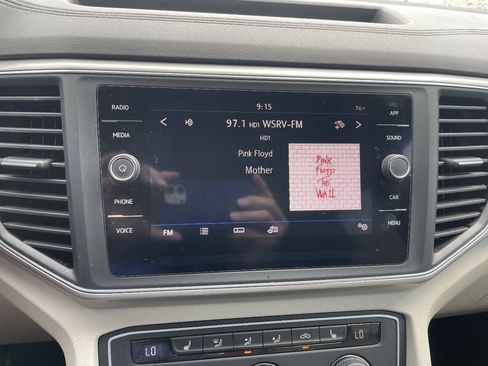 Used 2019 Volkswagen Atlas SE FWD image 23