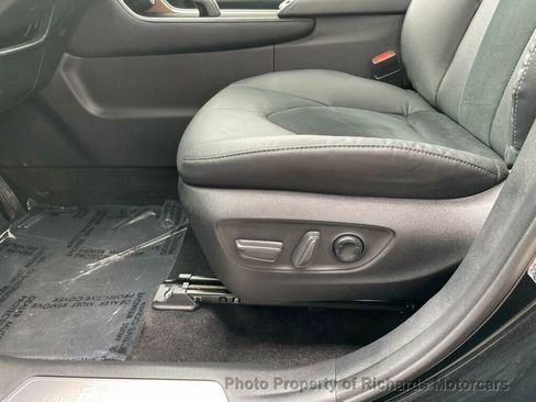 Used 2024 Toyota Grand Highlander AWD Hybrid image 9