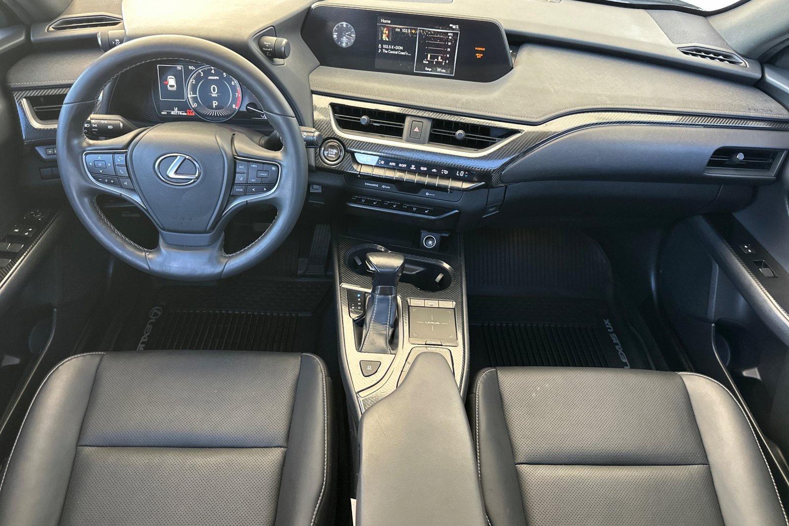 Used 2019 Lexus UX 200 w/ Premium Package FWD image 15