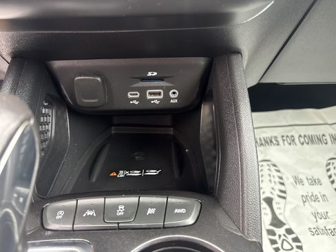Used 2021 Chevrolet TrailBlazer ACTIV w/ Technology Package AWD/4WD image 24