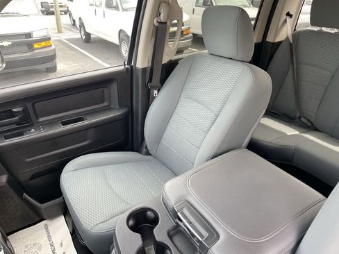 Used 2018 RAM 3500 Tradesman w/ Chrome Appearance Group AWD/4WD image 23
