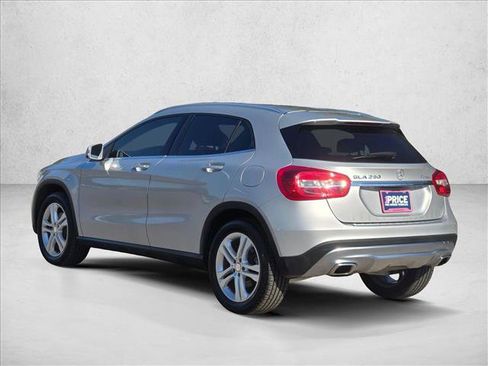 Used 2015 Mercedes-Benz GLA 250 4MATIC image 8