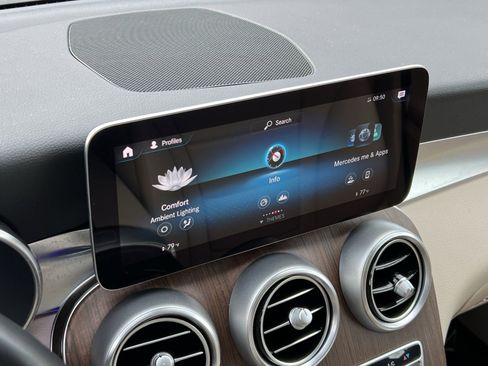 Certified 2021 Mercedes-Benz GLC 300 GLC 300 image 18