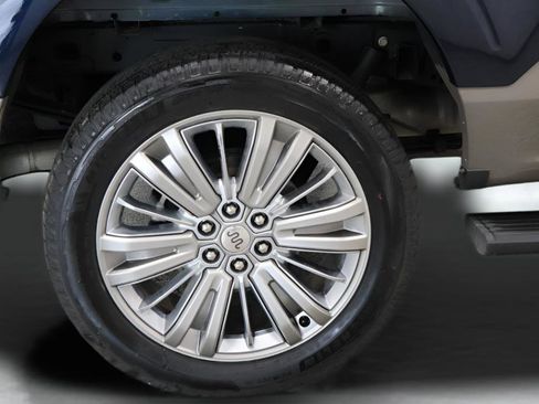 Used 2025 Ford F150 King Ranch AWD/4WD image 39