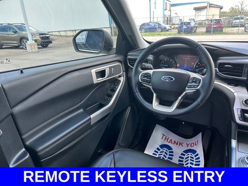 Used 2023 Ford Explorer XLT w/ Equipment Group 202A image 9