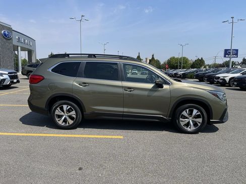 Used 2023 Subaru Ascent Premium w/ Convenience Package AWD/4WD image 10