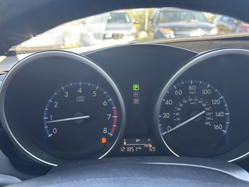 Used 2013 MAZDA MAZDA3 i Touring image 3