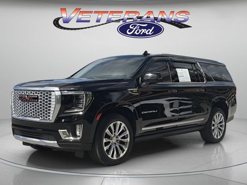 Used 2022 GMC Yukon XL Denali w/ Max Trailering Package RWD image 1