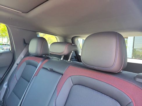 Used 2025 Chevrolet Equinox RS w/ Safety and Technology Package FWD image 16