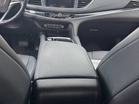 Certified 2023 Buick Enclave Essence FWD image 27