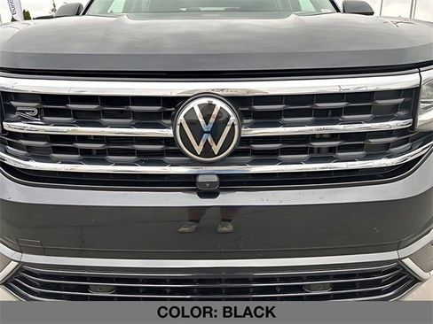 Used 2022 Volkswagen Atlas SEL Premium image 9
