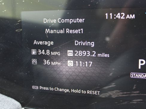 Used 2025 Nissan Kicks SV image 21