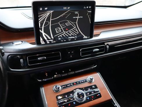 Used 2020 Lincoln Aviator Reserve w/ Elements Package Plus image 8