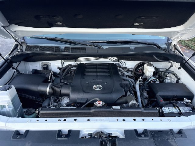 Used 2021 Toyota Tundra SR5 w/ SR5 Upgrade Package AWD/4WD image 28