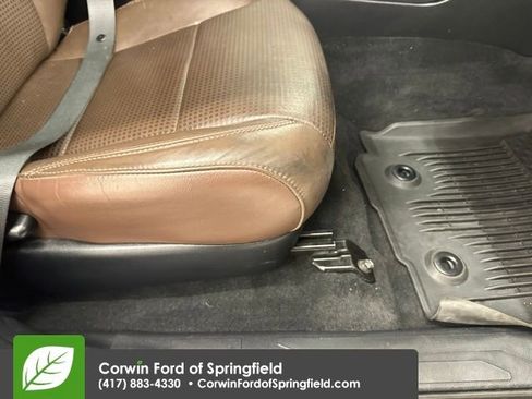 Used 2016 Toyota Tacoma Limited image 10