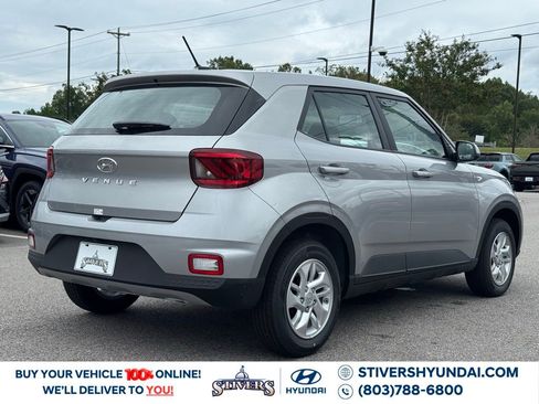 Certified 2026 Hyundai Venue SE FWD image 12