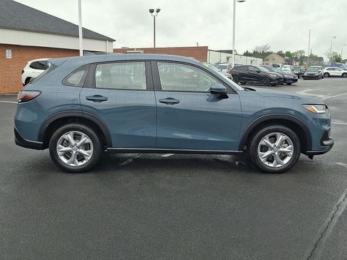 Certified 2024 Honda HR-V LX image 7