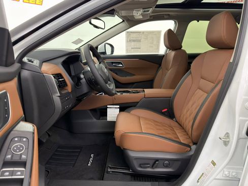 New 2026 Nissan Rogue Platinum w/ Platinum Premium Package image 14