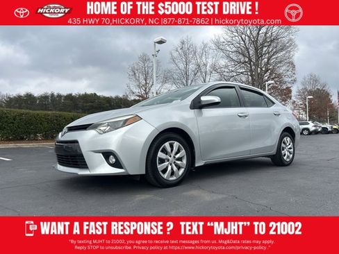 Used 2015 Toyota Corolla LE image 1