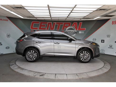 New 2026 Nissan Murano SL image 5