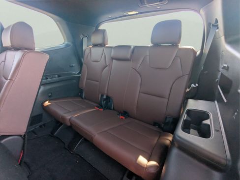 Used 2024 Kia Telluride EX AWD/4WD image 12