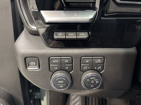 New 2026 Chevrolet Silverado 3500 LTZ w/ LTZ Plus Package image 30