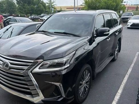 Used 2016 Lexus LX 570 4WD w/ Luxury Package image 5
