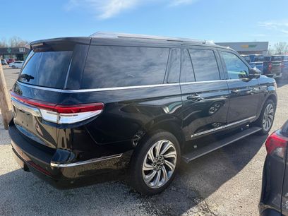 Used 2024 Lincoln Navigator L 4WD