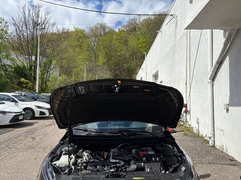 Used 2025 Nissan Altima 2.5 SV FWD image 34