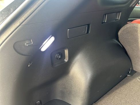 Used 2024 Kia Sportage SX image 38