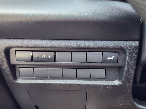 New 2025 Mitsubishi Outlander SE image 14