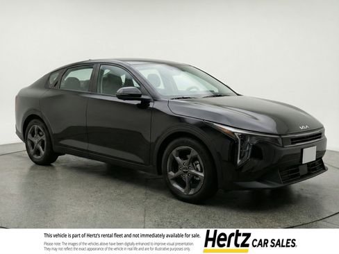 Used 2025 Kia K4 FWD image 1