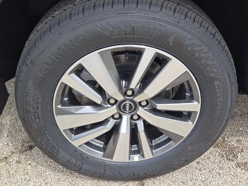New 2026 Nissan Pathfinder SL w/ Cargo Package AWD/4WD image 9
