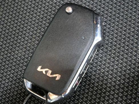 Used 2024 Kia Forte LXS w/ LXS Technology Package FWD image 25