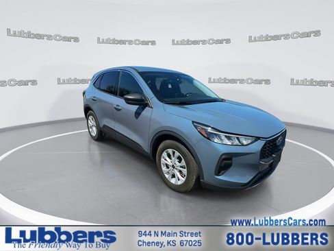 Used 2024 Ford Escape Active FWD image 2