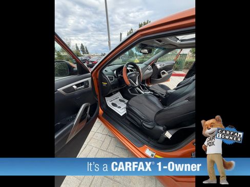 Used 2012 Hyundai Veloster w/ Style Pkg image 26