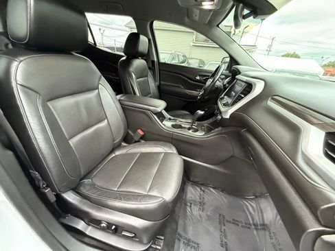 Used 2019 GMC Acadia SLT image 34