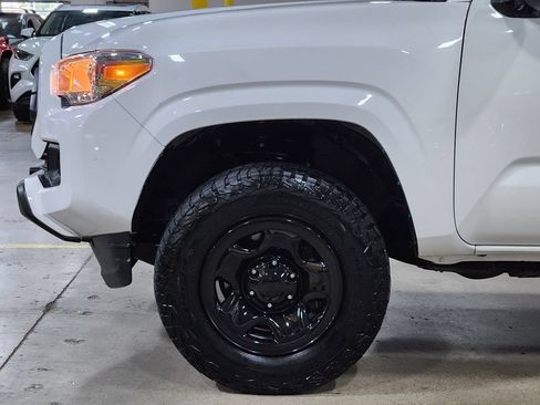 Used 2021 Toyota Tacoma SR RWD image 6