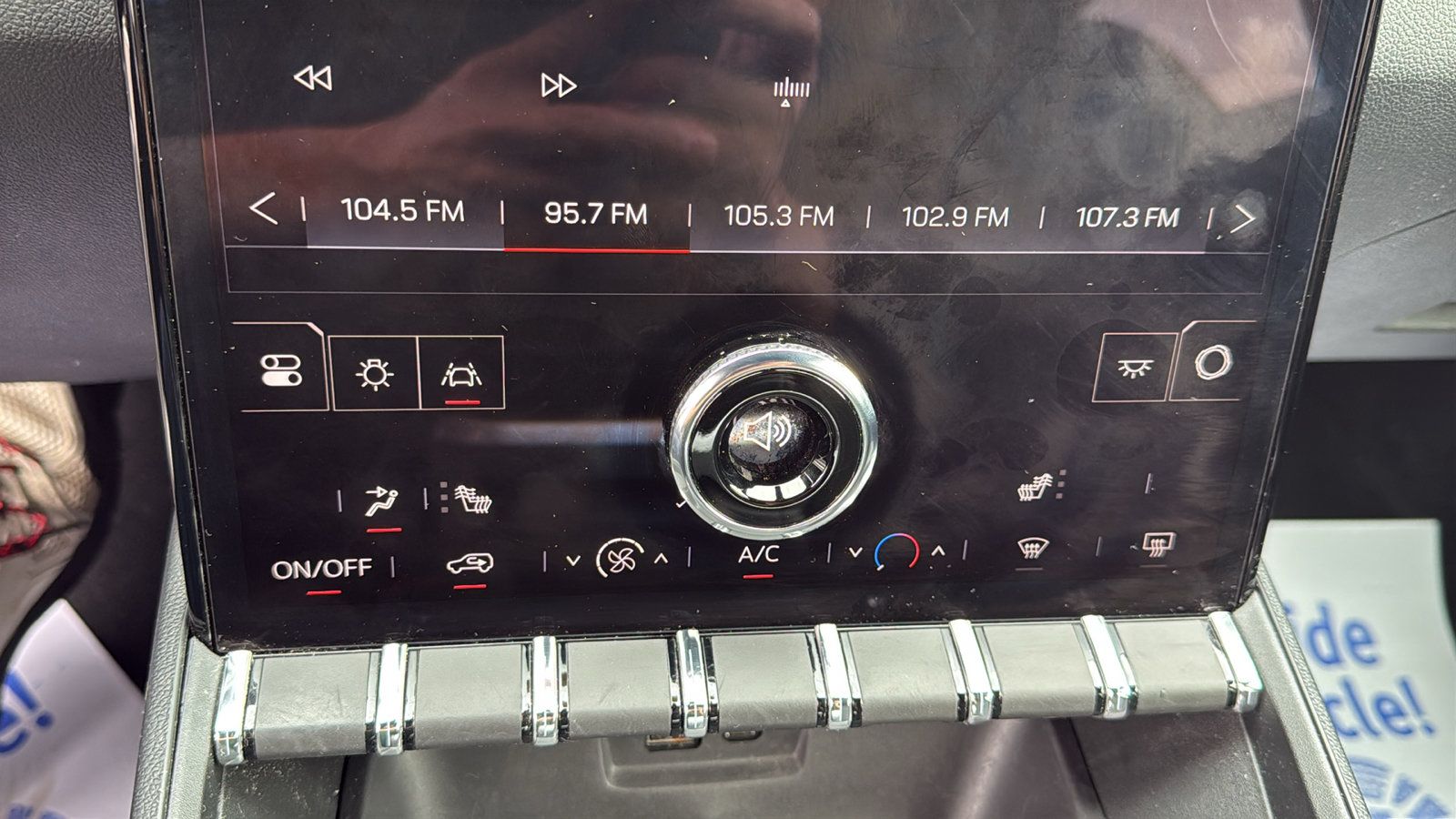 Used 2025 GMC Terrain Elevation AWD/4WD image 15