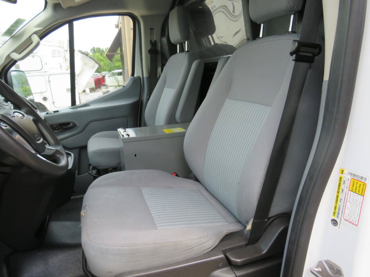 Used 2019 Ford Transit 250 130 Low Roof RWD image 8